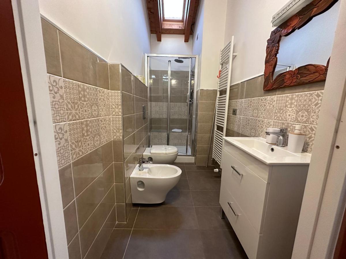 Ng Guest House Il Ris 사사리 외부 사진