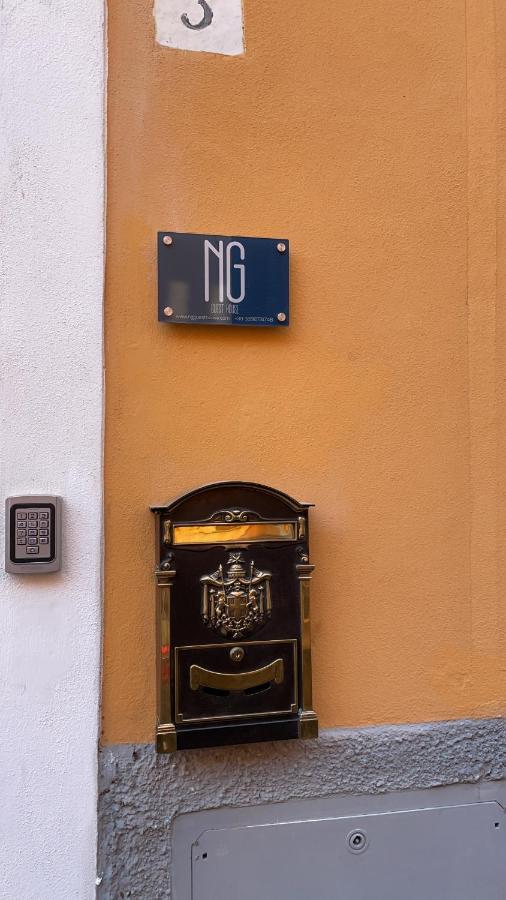 Ng Guest House Il Ris 사사리 외부 사진