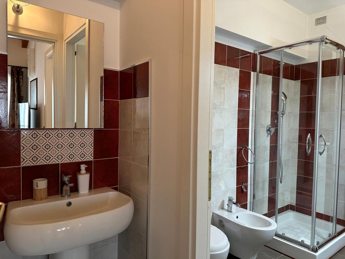 Ng Guest House Il Ris 사사리 외부 사진